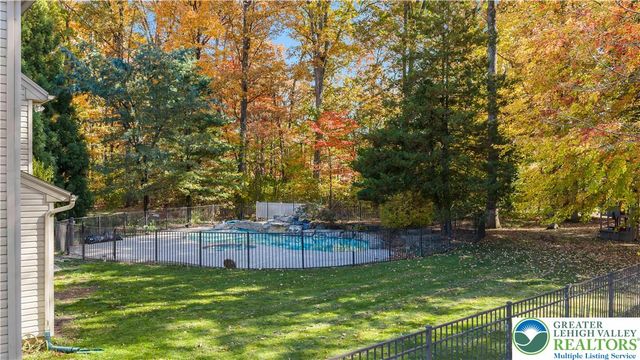 6126 Palomino Drive, Upper Macungie Twp, PA 18106