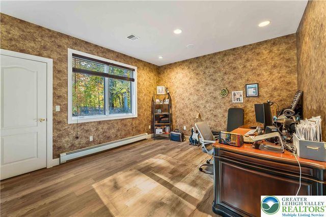 6126 Palomino Drive, Upper Macungie Twp, PA 18106