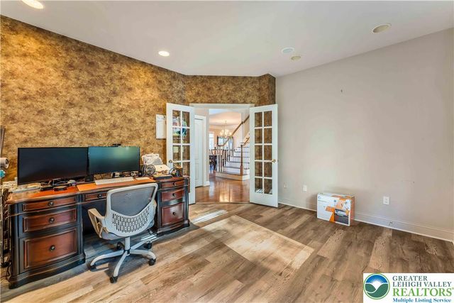 6126 Palomino Drive, Upper Macungie Twp, PA 18106