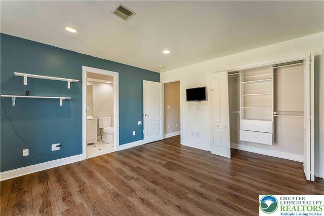 6126 Palomino Drive, Upper Macungie Twp, PA 18106