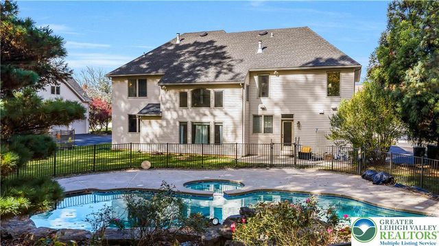 6126 Palomino Drive, Upper Macungie Twp, PA 18106