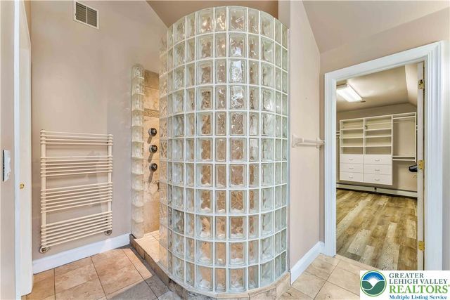 6126 Palomino Drive, Upper Macungie Twp, PA 18106