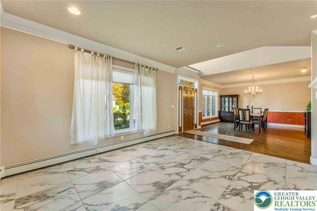 6126 Palomino Drive, Upper Macungie Twp, PA 18106