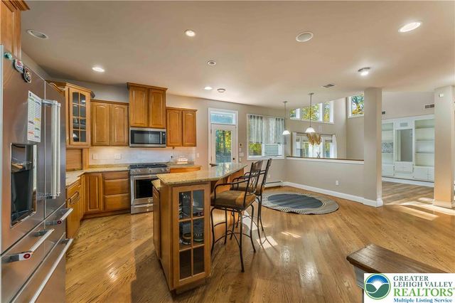 6126 Palomino Drive, Upper Macungie Twp, PA 18106