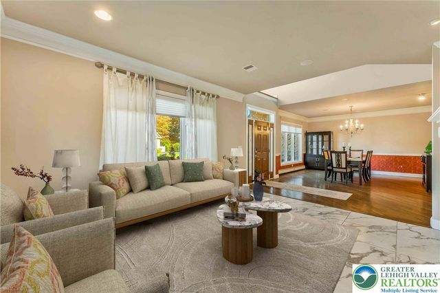 6126 Palomino Drive, Upper Macungie Twp, PA 18106