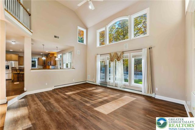 6126 Palomino Drive, Upper Macungie Twp, PA 18106