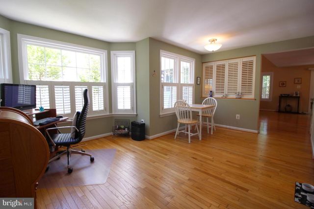 7534 CROSS GATE LN, Alexandria, VA 22315