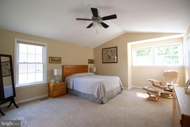 7534 CROSS GATE LN, Alexandria, VA 22315