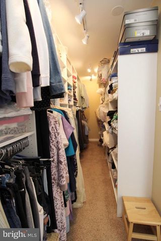 7534 CROSS GATE LN, Alexandria, VA 22315