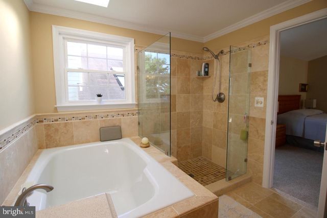 7534 CROSS GATE LN, Alexandria, VA 22315