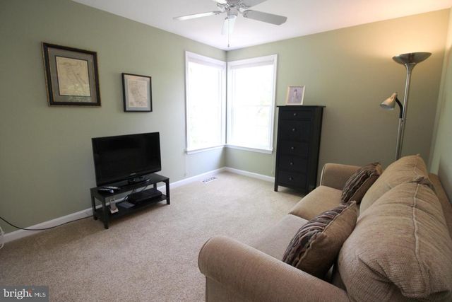 7534 CROSS GATE LN, Alexandria, VA 22315