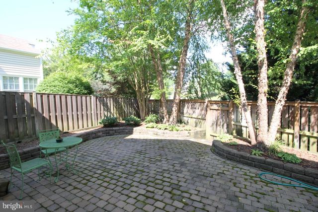 7534 CROSS GATE LN, Alexandria, VA 22315