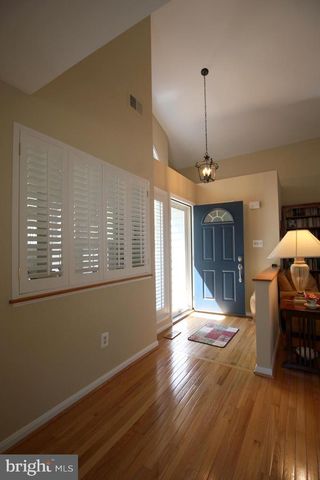 7534 CROSS GATE LN, Alexandria, VA 22315