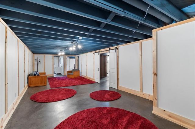 807 NE 60th Terrace, Kansas City, MO 64118