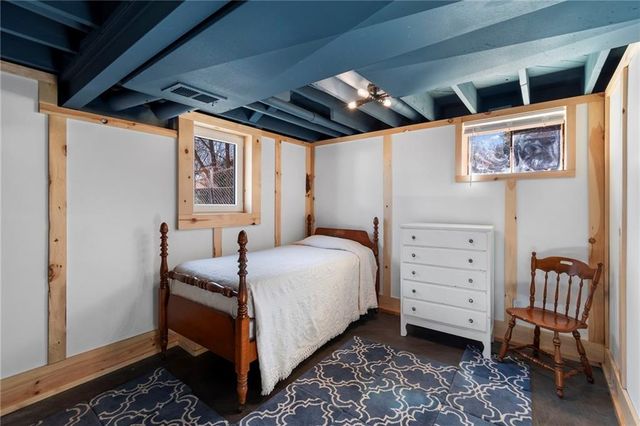 807 NE 60th Terrace, Kansas City, MO 64118