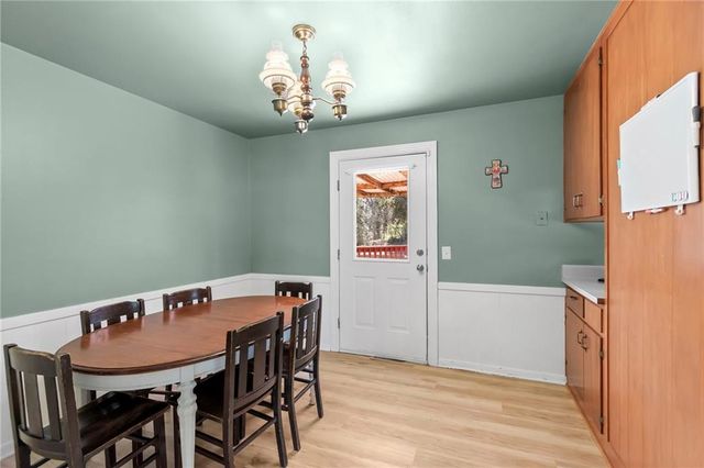 807 NE 60th Terrace, Kansas City, MO 64118