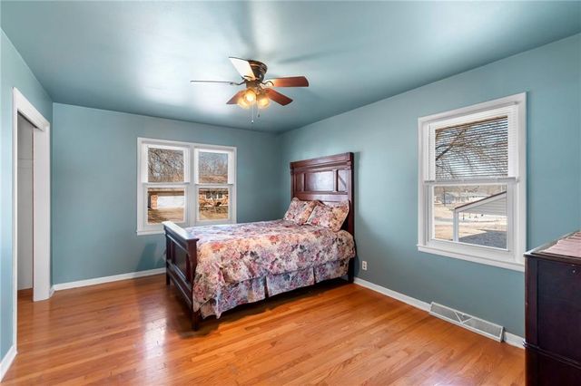 807 NE 60th Terrace, Kansas City, MO 64118