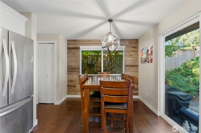 22818 SE 288th Street, Maple Valley, WA 98038