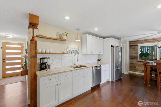 22818 SE 288th Street, Maple Valley, WA 98038