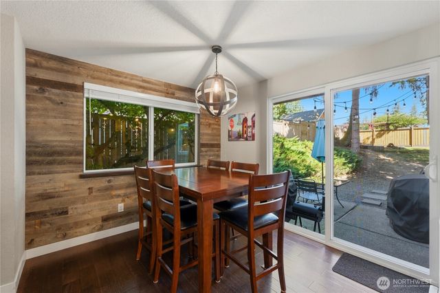 22818 SE 288th Street, Maple Valley, WA 98038