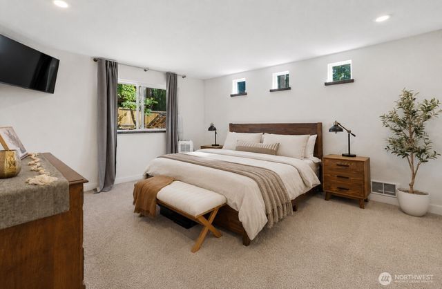 22818 SE 288th Street, Maple Valley, WA 98038