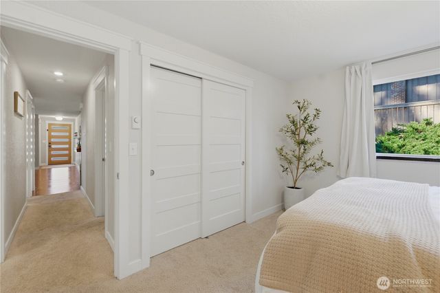22818 SE 288th Street, Maple Valley, WA 98038