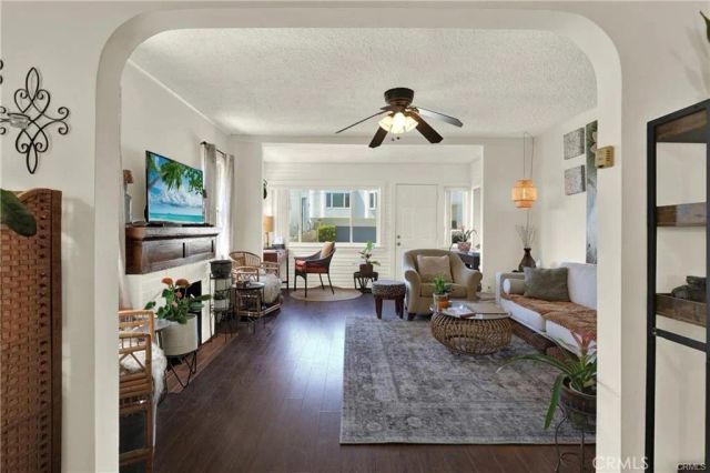 832 15th, Hermosa Beach, CA 90254