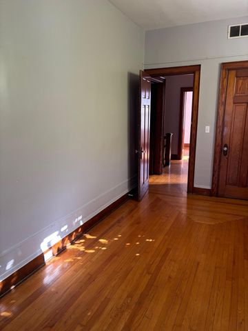 1802 Holman Street, Covington, KY 41014