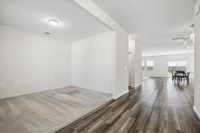 1073 Lacebark Pine Lane, Brookshire, TX 77423