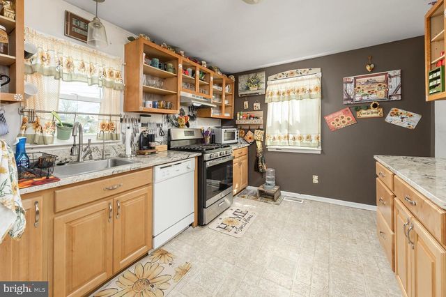 260 S PEARL ST, Clayton, NJ 08312