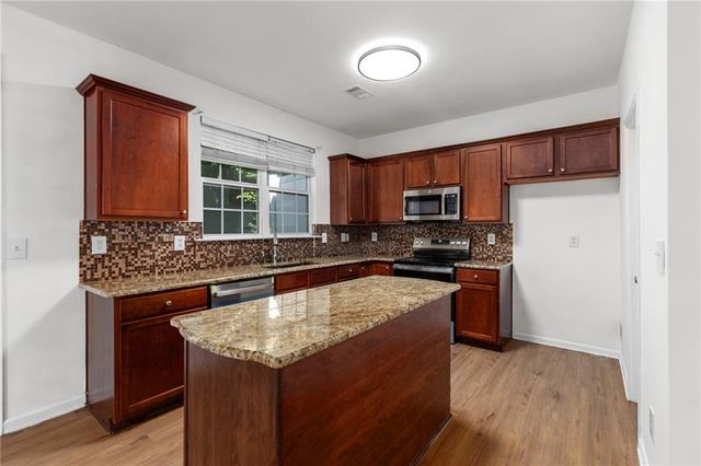 2610 Pierce Brennen Court, Lawrenceville, GA 30043