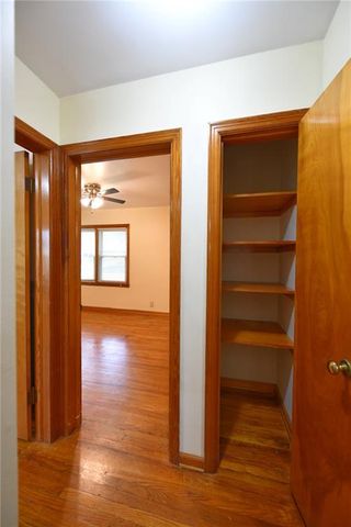 9604 E 32nd Street, Independence, MO 64052