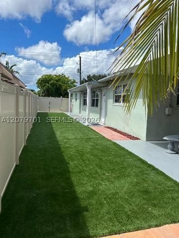 337 Phippen Waiters Rd, Dania Beach, FL 33004