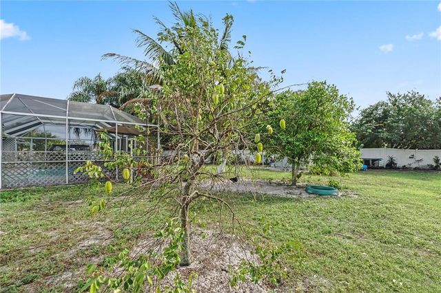 918 SAN PAULO WAY, Kissimmee, FL 34758