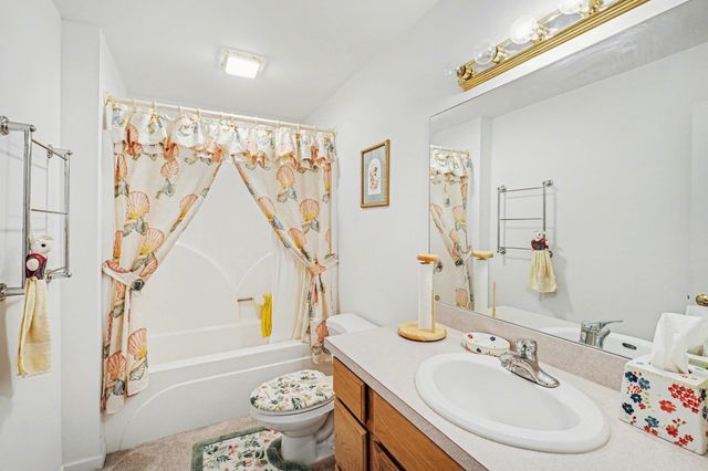 6131 Pine Creek Court, Grand Blanc, MI 48439