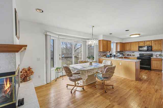 6131 Pine Creek Court, Grand Blanc, MI 48439