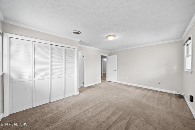 2275 Spruce Loop, Crossville, TN 38555