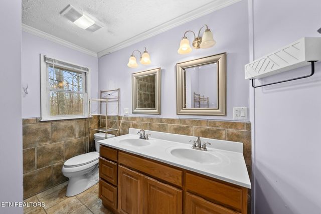 2275 Spruce Loop, Crossville, TN 38555