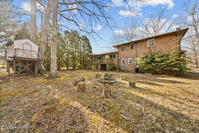 2275 Spruce Loop, Crossville, TN 38555