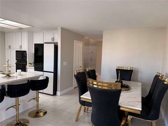 1252 Little Sidnee Drive, Las Vegas, NV 89123