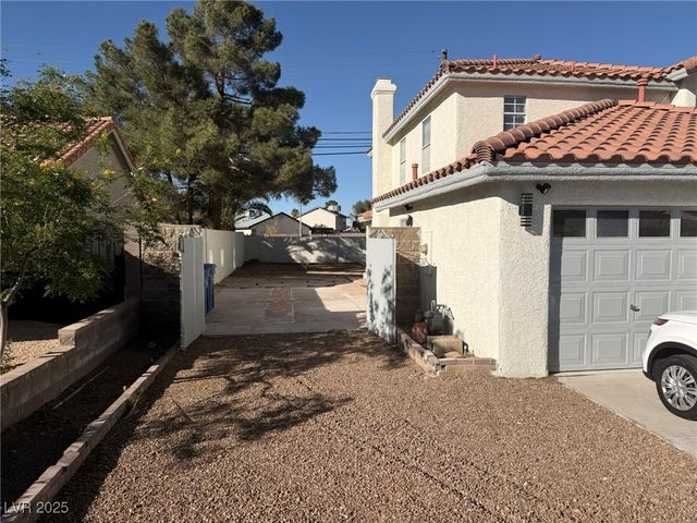 1252 Little Sidnee Drive, Las Vegas, NV 89123