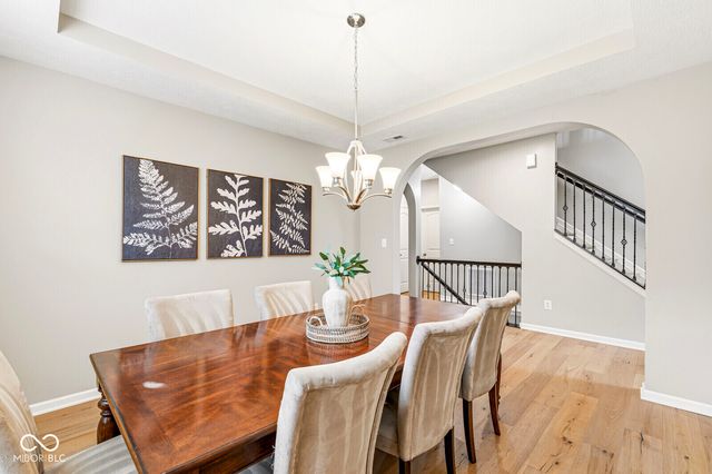 525 Amersham Court, Avon, IN 46123