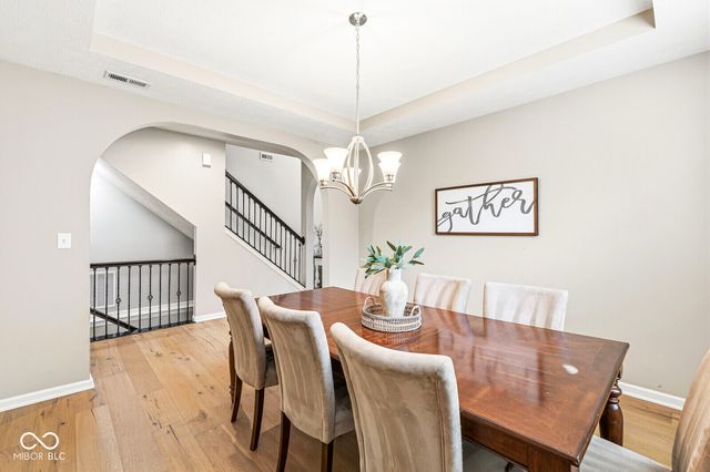 525 Amersham Court, Avon, IN 46123