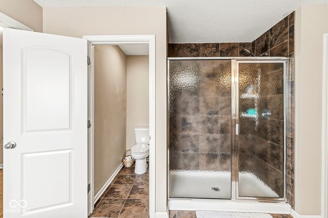 525 Amersham Court, Avon, IN 46123
