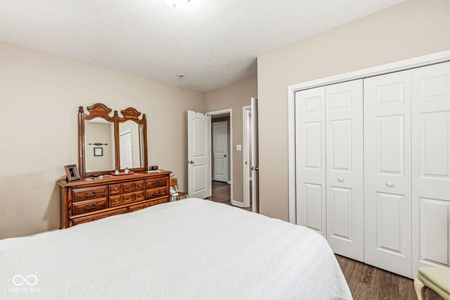 525 Amersham Court, Avon, IN 46123