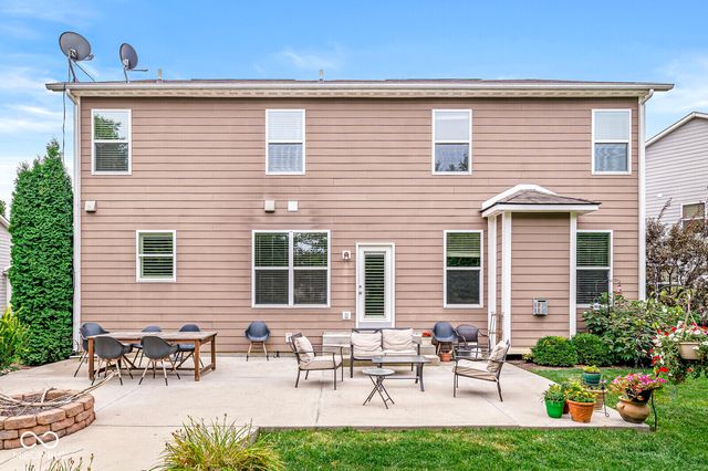525 Amersham Court, Avon, IN 46123