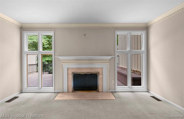 1131 Hillpointe Circle, Bloomfield Hills, MI 48304