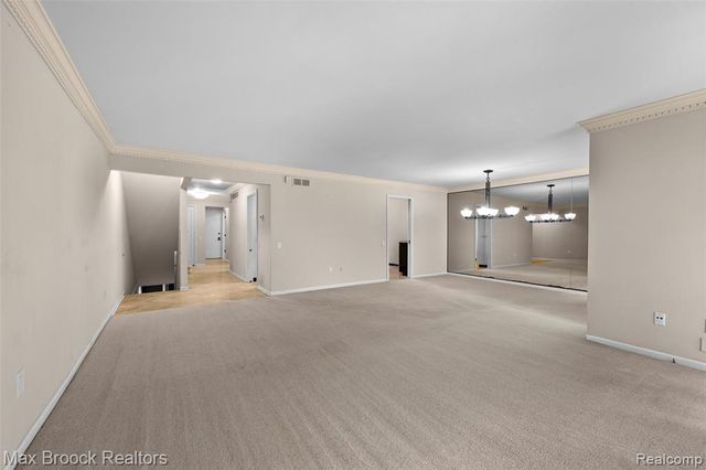 1131 Hillpointe Circle, Bloomfield Hills, MI 48304