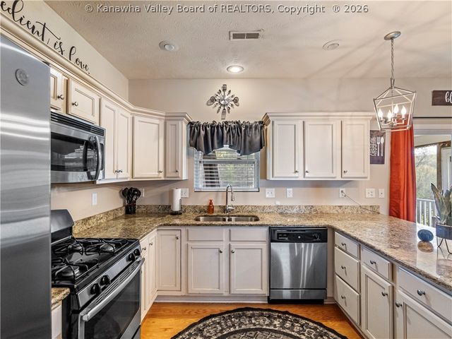 101 Anchors Cove, Charleston, WV 25302