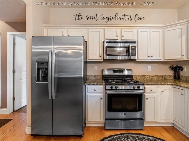 101 Anchors Cove, Charleston, WV 25302